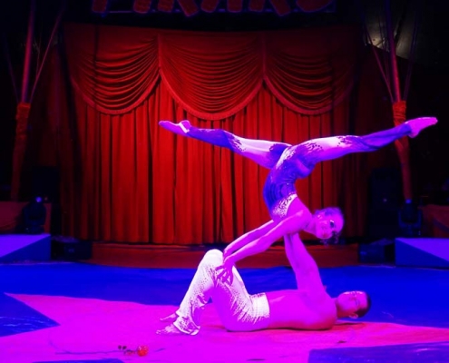 Duo Akrobatik Show